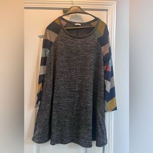 Egs Women’s Knee Length Gray Dress with Striped Sleeves size L